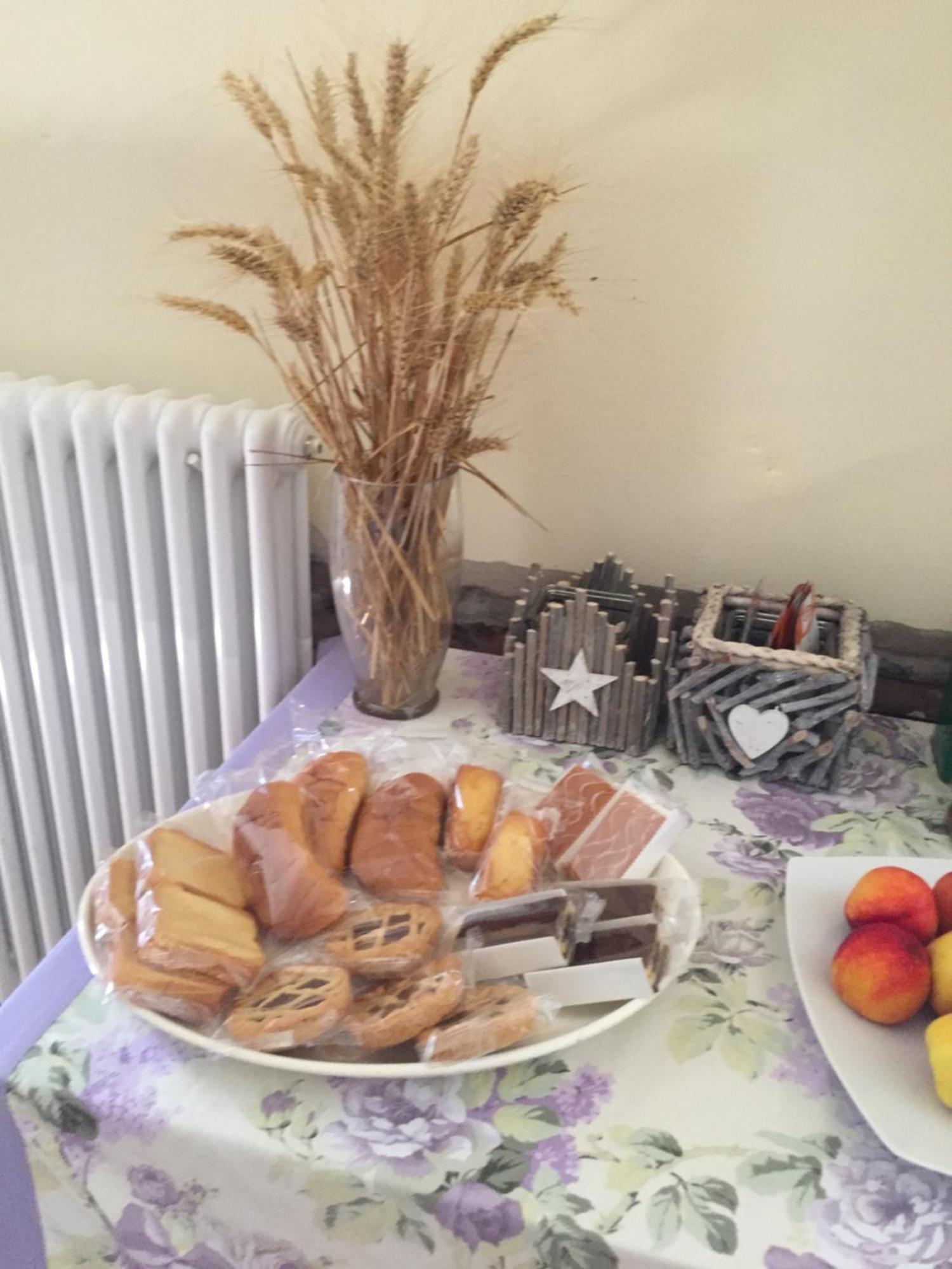 B&B Happiness In The Country 布雷谢洛 外观 照片