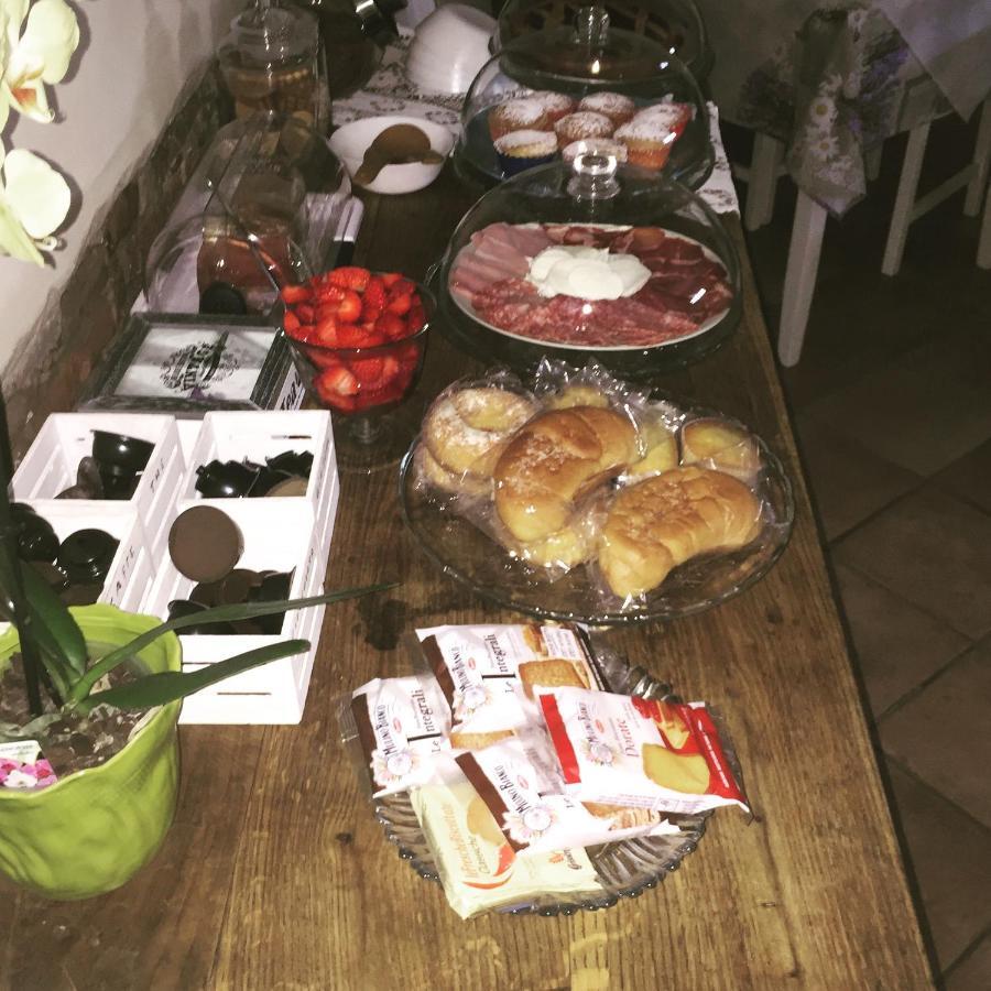 B&B Happiness In The Country 布雷谢洛 外观 照片